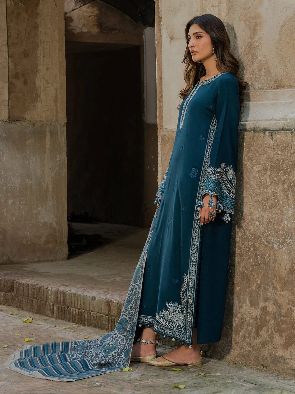 Izel Summer Lawn Collection 2026 – Premium Embroidered 3 Piece Suit