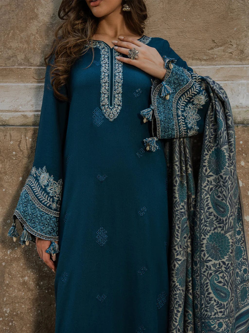 Izel Summer Lawn Collection 2026 – Premium Embroidered 3 Piece Suit