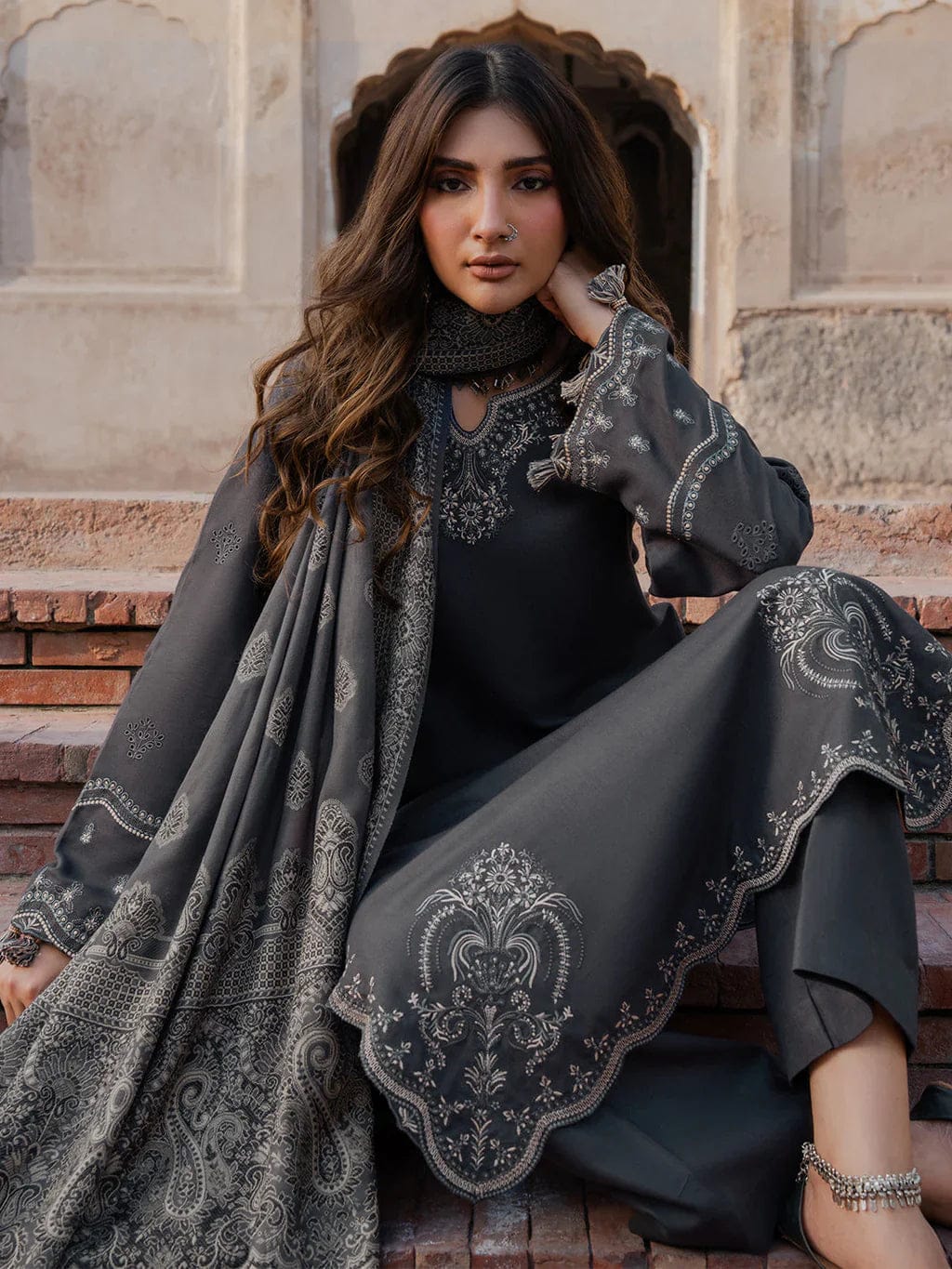Izel Summer Lawn Collection 2026 – Premium Embroidered 3 Piece Suit