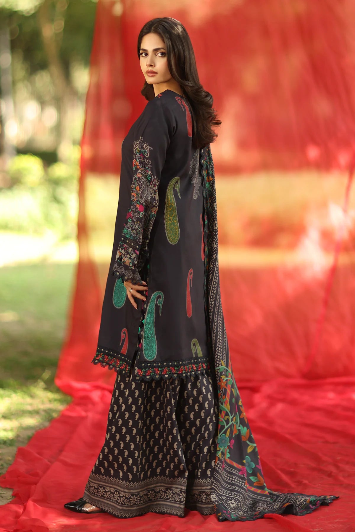 3-PC Unstitched Embroidered Linen Collection